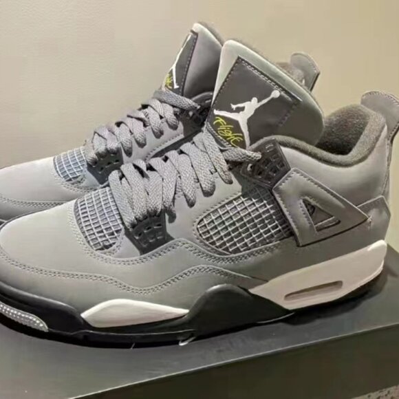 Jordan 4「Cool Grey」